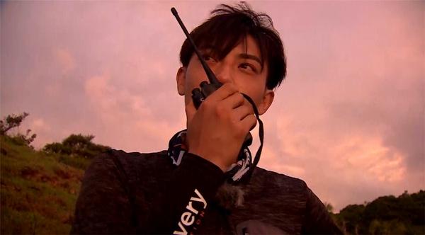 黄子韬孙艺洲出海做任务失联 或将滞留荒岛