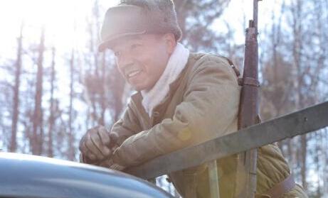 “力量型男”王挺塑造《三八线》最可爱运输兵