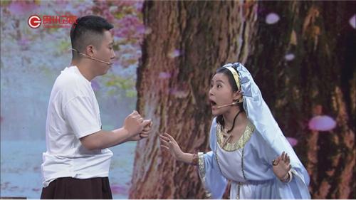 《欢笑吧青春》“美男子”常远现场高举打镲男