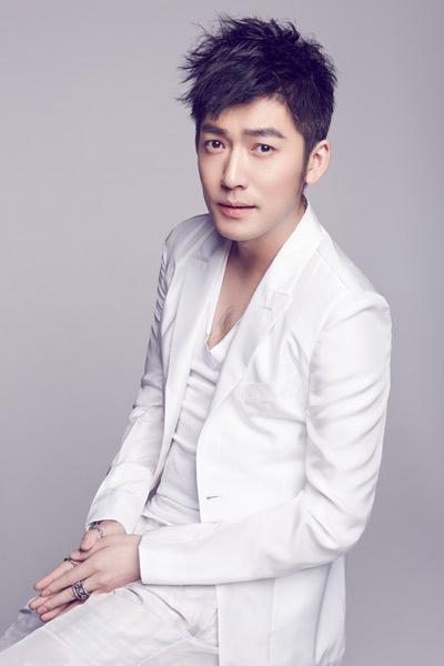 《乔家大院2》顺利杀青 张博演绎民国高富帅