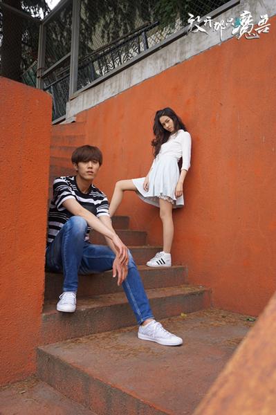 《放开那只魔兽》现“炸子鸡” 董晋元逆天颜值