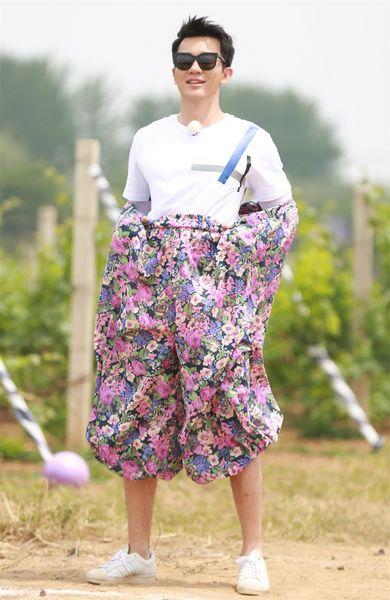 秀一脸!范冰冰:时光倒流望可以早点认识李晨