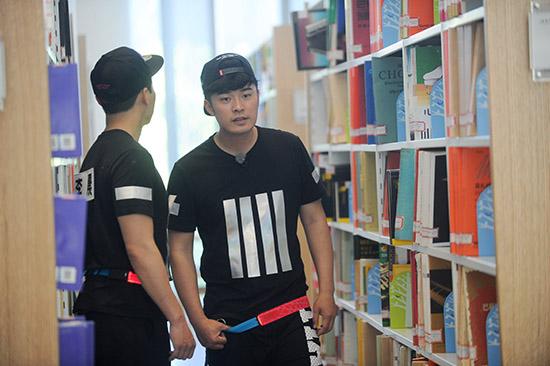 陈赫挑战体能极限 天霸组合演绎“家庭伦理剧”