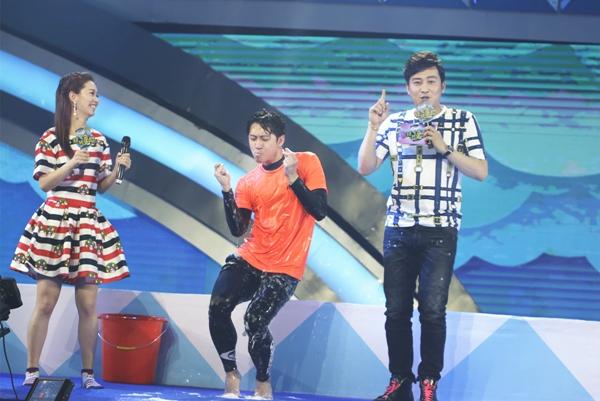 俞灏明当红娘浑身解数 游戏王子陈汉典飙演技