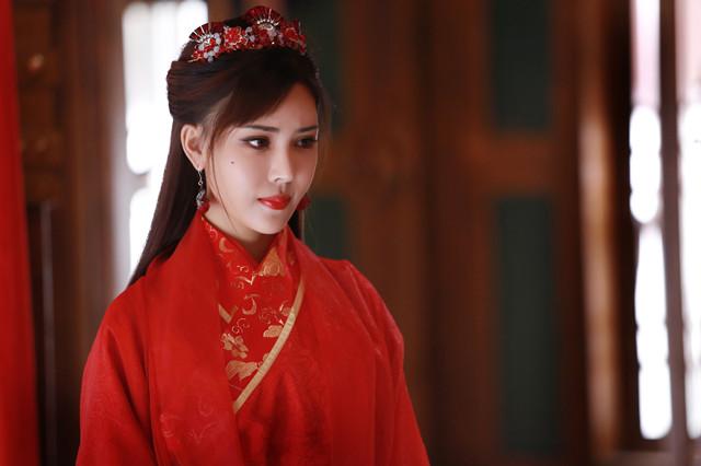 《大仙衙门》热播 房鹿机智办案霸气撩汉欢乐多