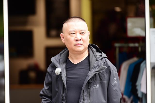 郭德纲回应真人秀质疑:骂也罢赞也罢 并不重要