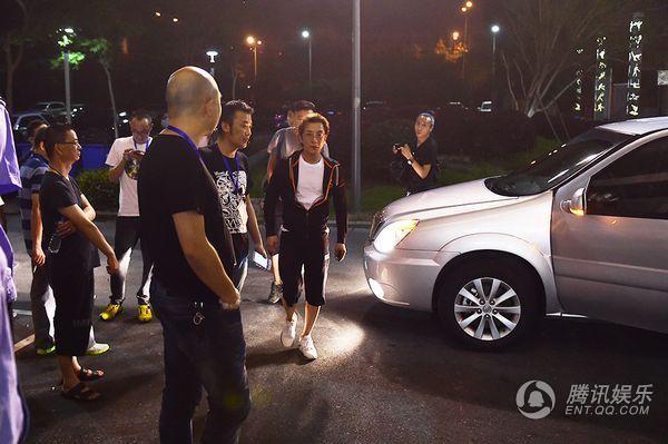 专访李咏:首录“水土不服” 不介意与华少比较