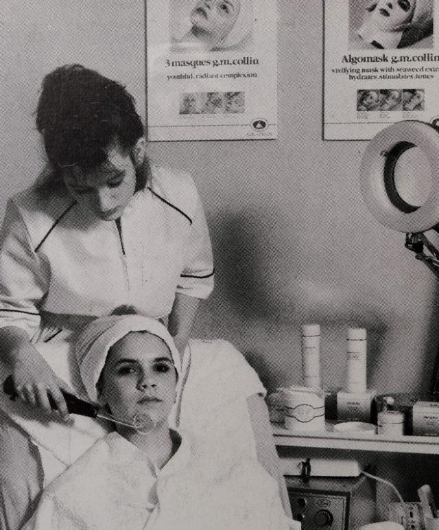 贝嫂15岁旧照超甜美 有点神似艾玛·沃特森