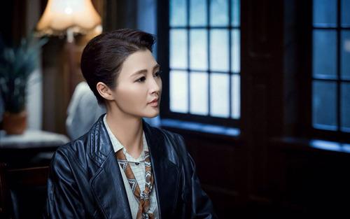 陈学冬《解密》被虐惨 白庆琳解锁重情女教官