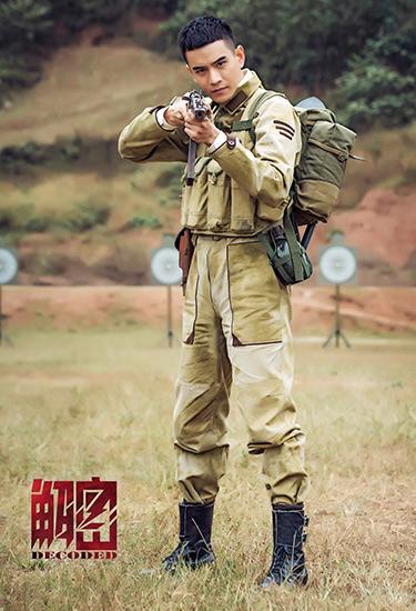 经超《解密》攻力十足 惊现神剪辑肉欲系视频