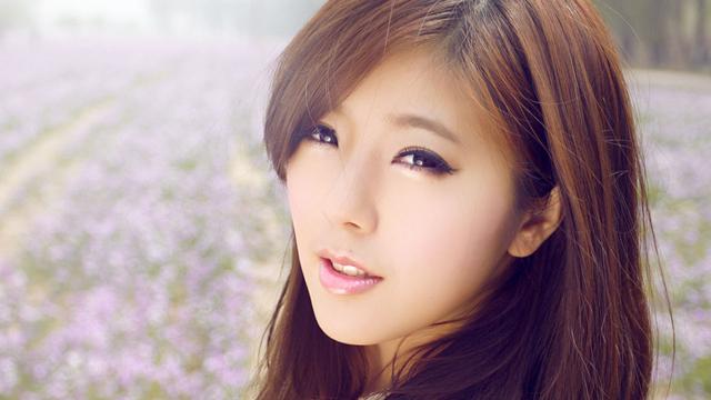 赵奕欢携《聊宅》明日上线 萝莉御姐随意切换