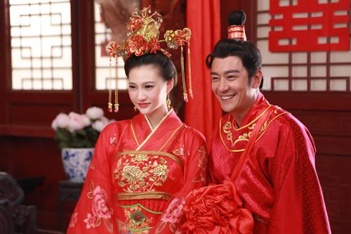 白柳汐《乞丐皇帝与大脚皇后传奇》饰刁蛮打女