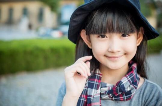 王格格《相爱穿梭千年2》饰演穿越的“小公举”