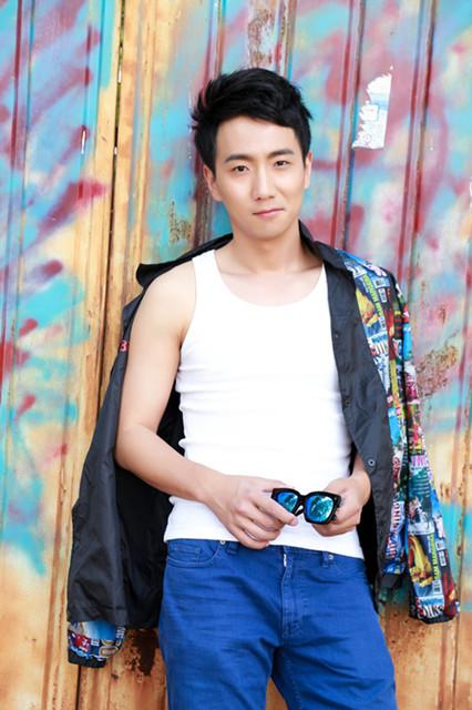 于笑《李大宝》杀青 演绎小人物的平凡岁月