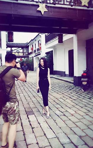 王汀加盟“脱单” 与“强心总监”有个《盲约》