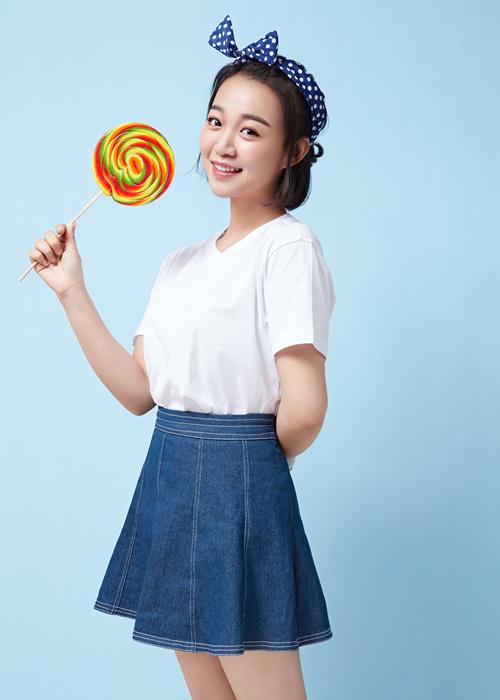 《恶魔少爷别吻我》开机 晓凡化身“花痴少女”