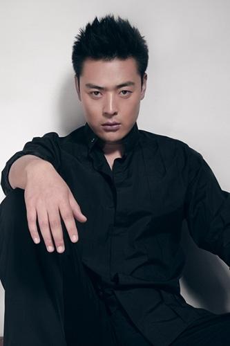 张桐《亮剑》饰魏和尚 铁血男儿惨遭虐心暗算