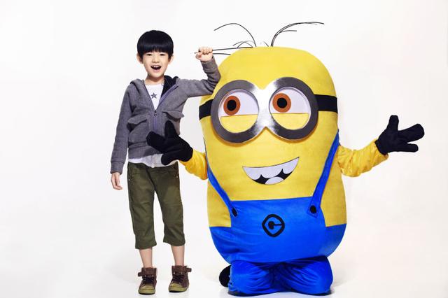 顶顶化身男主给董洁送花 姥姥姥爷婚纱照圆梦