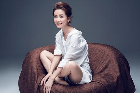 电视剧《幻城》曝人物海报 李晟白发造型抢眼