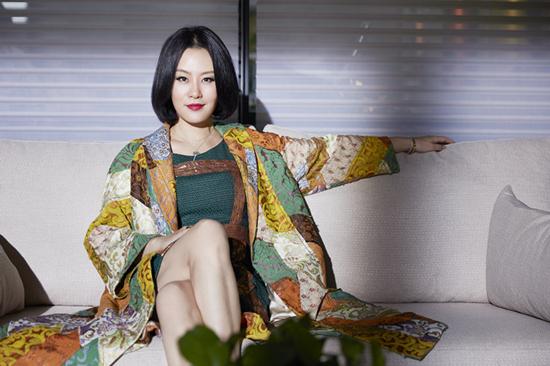 “冷面主编”太高冷?邬君梅开启破“冰”模式