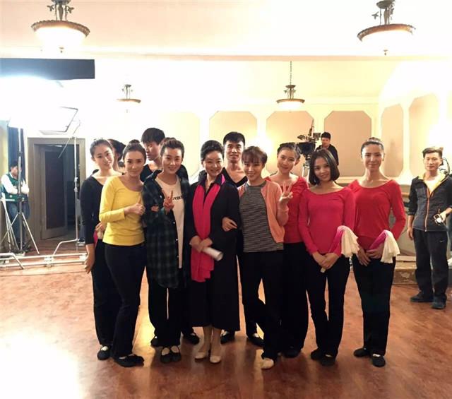 《爷们李大宝》杀青 闫佳颖演绎舞者艰辛成长史