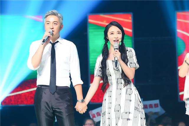 《我想和你唱》金曲连连唱 何炅TFBOYS一个不落