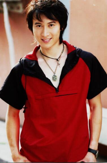 《重耳传》曝王龙华青涩旧照 未成名时已惊艳