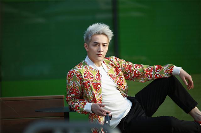 初俊辰为拍新戏十天暴瘦十斤 吓坏于正忙喊停