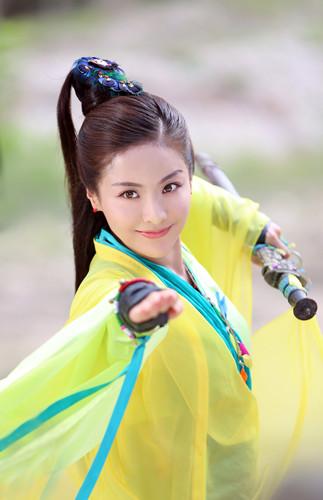 《新边城浪子》将播 贡米版“丁灵琳”再续经典