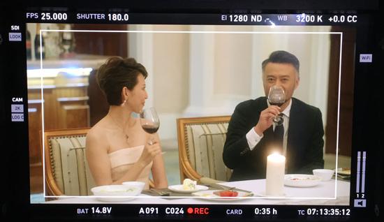 《海上嫁女记》热拍 硬汉曹卫宇变温馨暖男