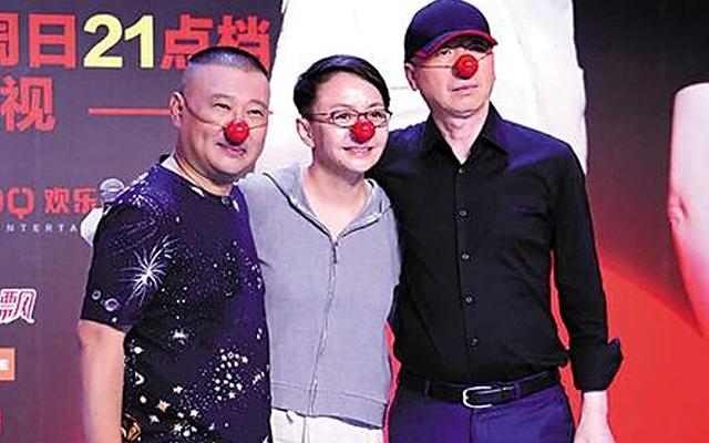 《战斗吧》首播:王嘉尔王凯爬冰山