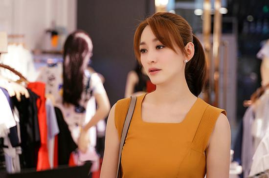 《下一站,别离》杀青 李小冉展一秒落泪功力