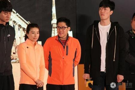 “晶刚夫妇”又双叒发狗粮 网友：我先干为敬