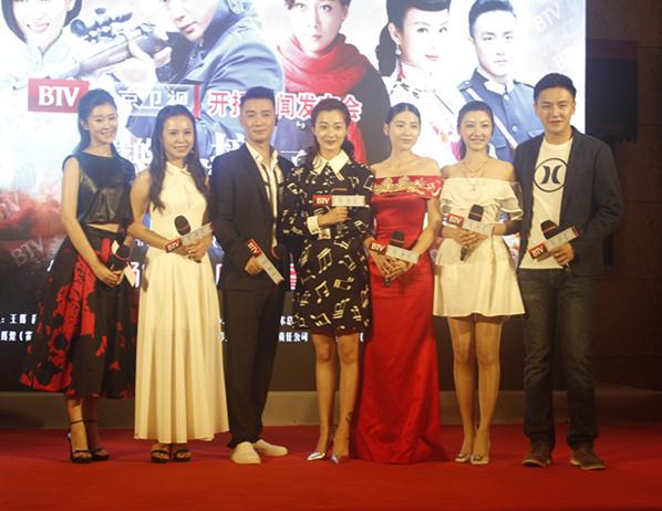 《我的爱情撞上了战争》 徐梵溪上演战火虐恋