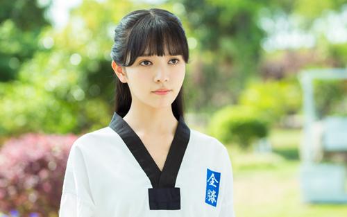 《旋风少女2》火热上演 雨婷儿直播谈感受