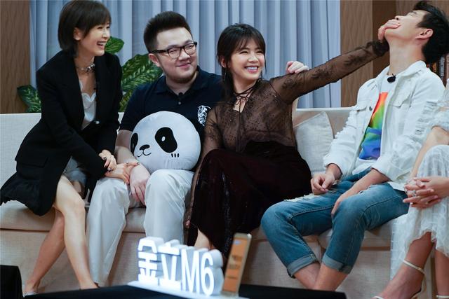 《跨界》小沈阳带50人助阵 刘涛搬家进组表决心