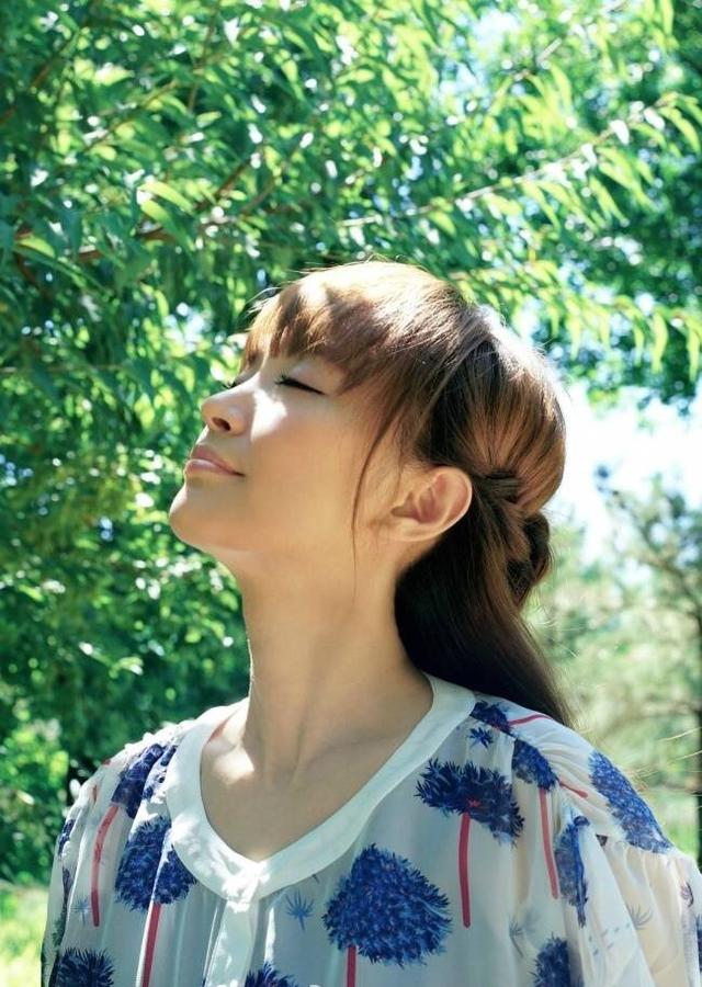 《新歌声》氧气女白若溪曝汪峰内心柔软细腻