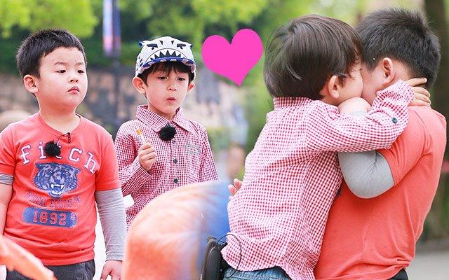 吴亦凡模仿宋小宝“雨露均沾”