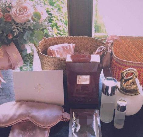 霍建华林心如婚礼伴手礼曝光 送眼罩面膜好贴心