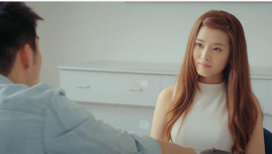 《一起同过窗》爱恨纠葛 李若嘉演绎女神的烦恼