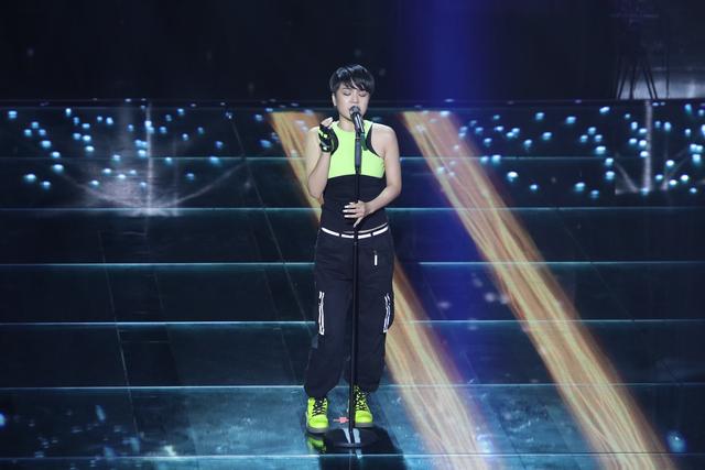 “新歌声”周杰伦被挑战 和学员比耳力输了吗？