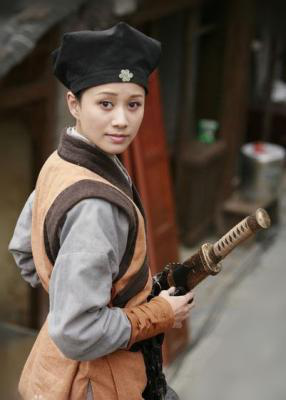 《超级大首映》明星也恨嫁 倪虹洁跪地“求婚”