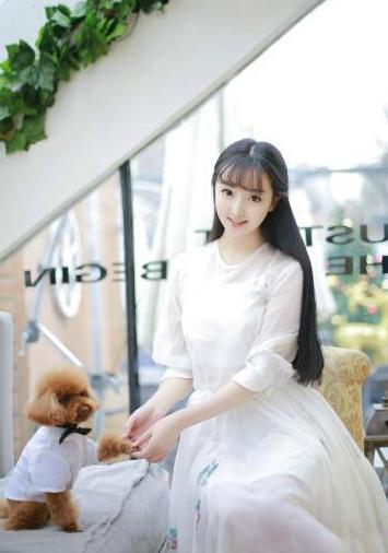 《包青天》热拍 清纯狄琬雯化身贤妻