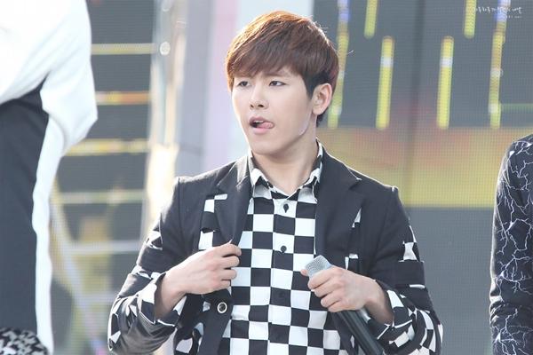 少女时代Sistar全力开路 新老公们来势汹汹