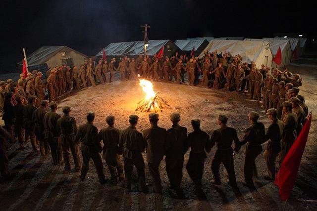 《马兰谣》收视大热 原子弹首爆成功掀爱国情怀