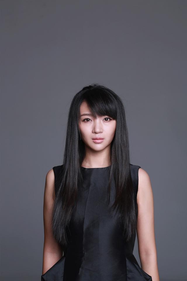 李净洋《谜砂》热播  化身虎妞热恋大反派