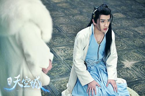 《九州天空城》热播 陈若轩演绎多样人生