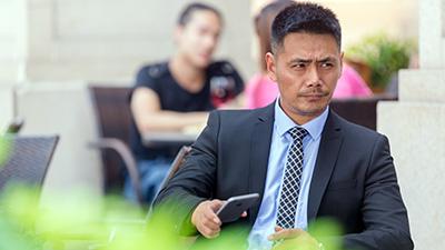 古装时装齐上阵 邵兵hold住无压“霸占”暑期档