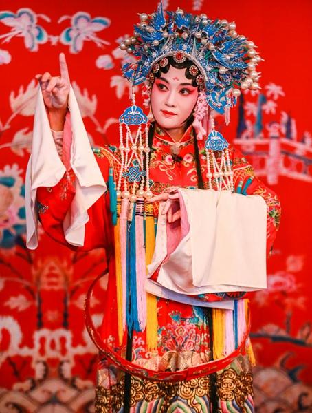 陈乔恩自称“芝姐”小迷妹 惊曝与谢娜过七夕