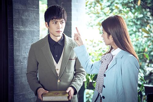 《人民日报》盛赞《解密》：以青春坚守信仰